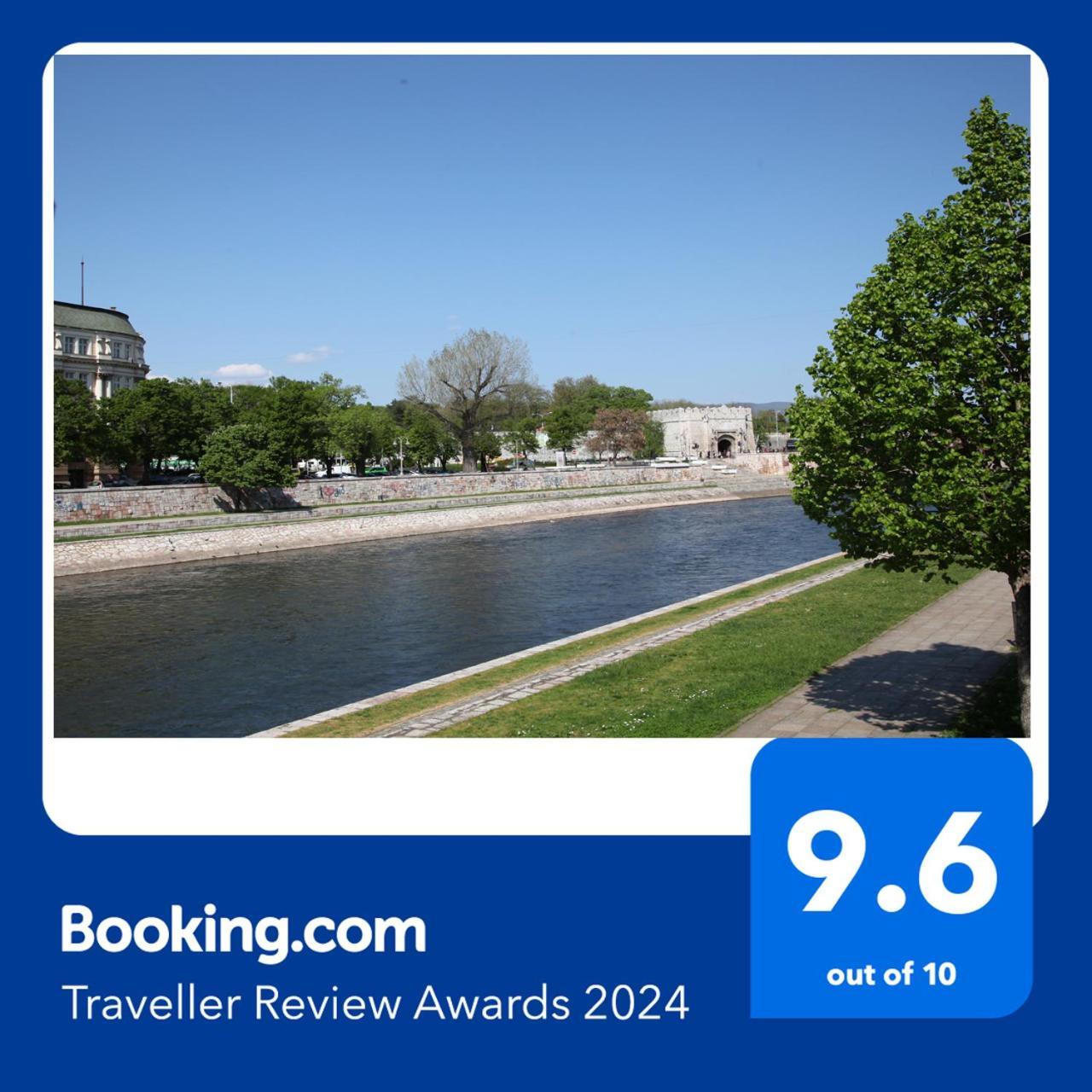65 Square Meters Designer Apartment In Heart Of City - River View ! Park For Free Ni Exteriör bild