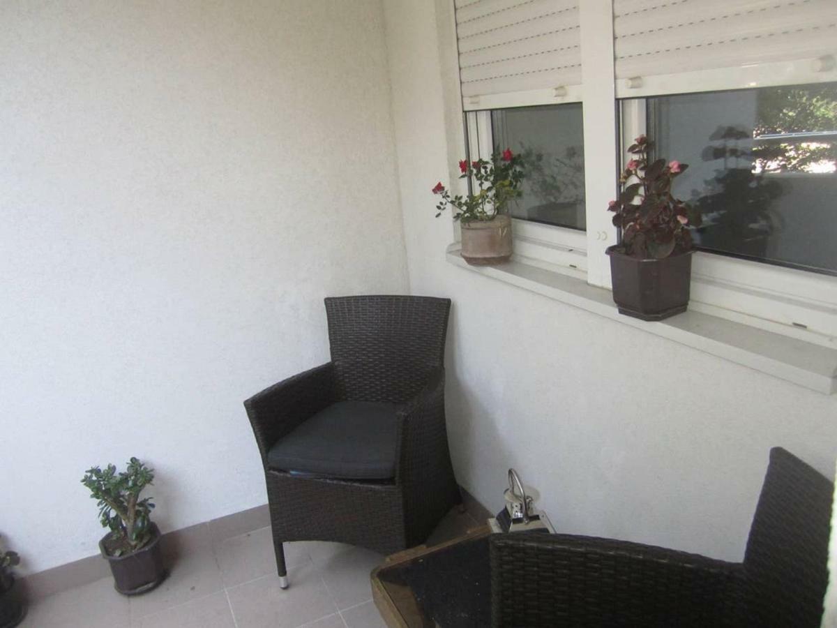 65 Square Meters Designer Apartment In Heart Of City - River View ! Park For Free Ni Exteriör bild