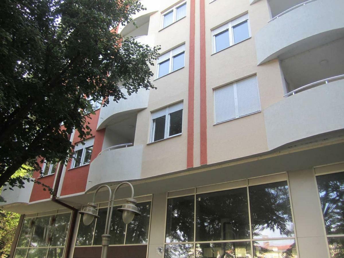 65 Square Meters Designer Apartment In Heart Of City - River View ! Park For Free Ni Exteriör bild